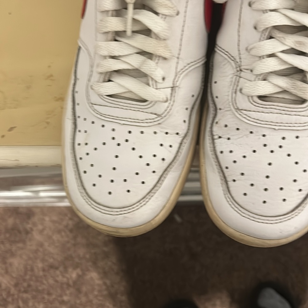 White with red swoosh Nike courts - Picture 3 of 5